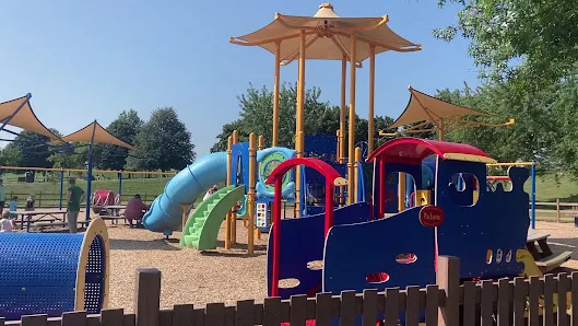 Adams-Ricci Park photo 2