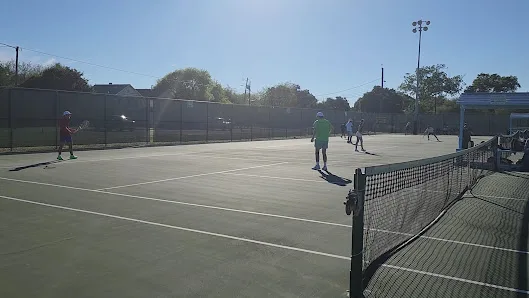 Al Kruse Tennis & Pickleball Center photo 2