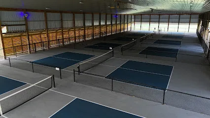 Clay Tennis and Pickleball Courts