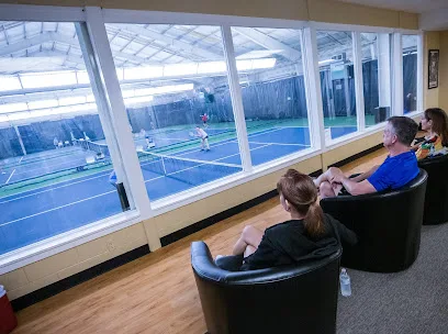 Courtside West Racquet & Fitness