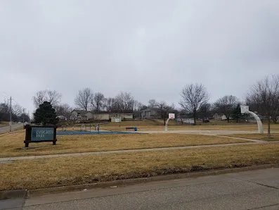 Evergreen Park - Exercise Equipment/Basketball Court photo 2