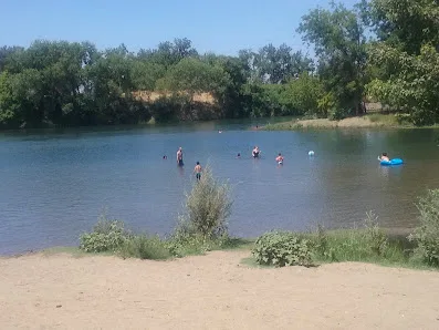 Glenn Hall Park photo 3