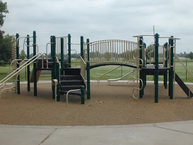 Hicks Park Community Center photo 2