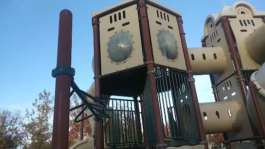 Jastro Park Public Tennis Courts photo 2