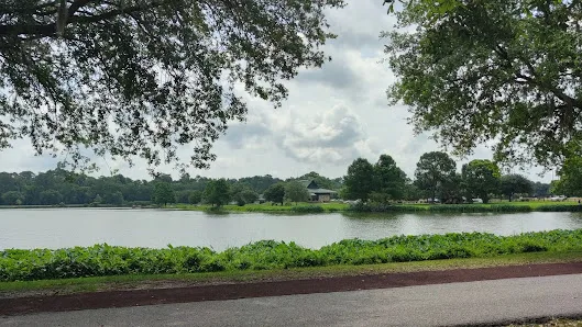 Lake Mayer Park photo 3