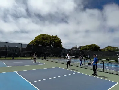 Larsen Pickleball Courts photo 2