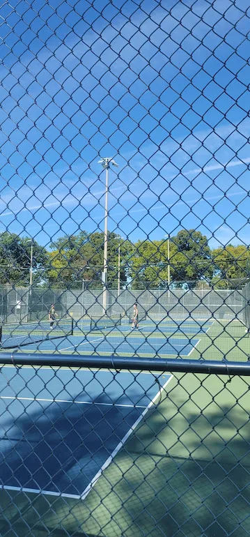 Lincoln Park Pickleball Courts photo 2