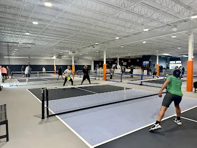 Pickle SPOT Indoor Courts photo 2