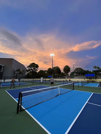 Pickleball Courts at Holiday Park