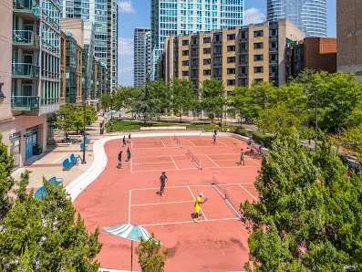 Pickledilly Circus photo 2