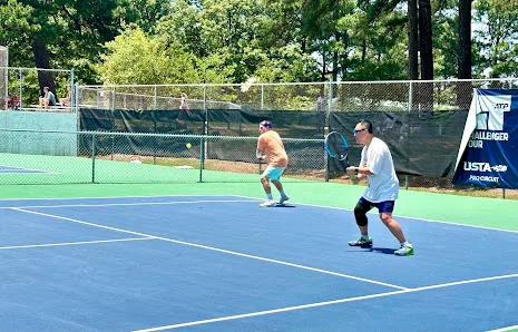 Rebsamen Tennis Center photo 2