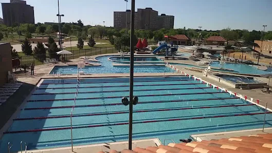 Robert H. Ewalt Student Recreation Center photo 2