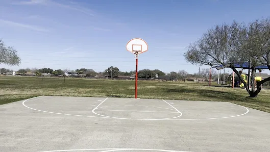 St. Andrews Park photo 2