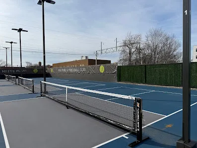 VIVA Padel & Pickleball photo 2